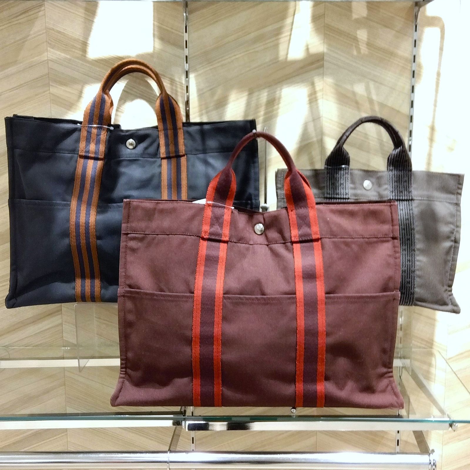 旅行や帰省、ビジネスにも大活躍】オンオフ万能なエルメスの名作トート